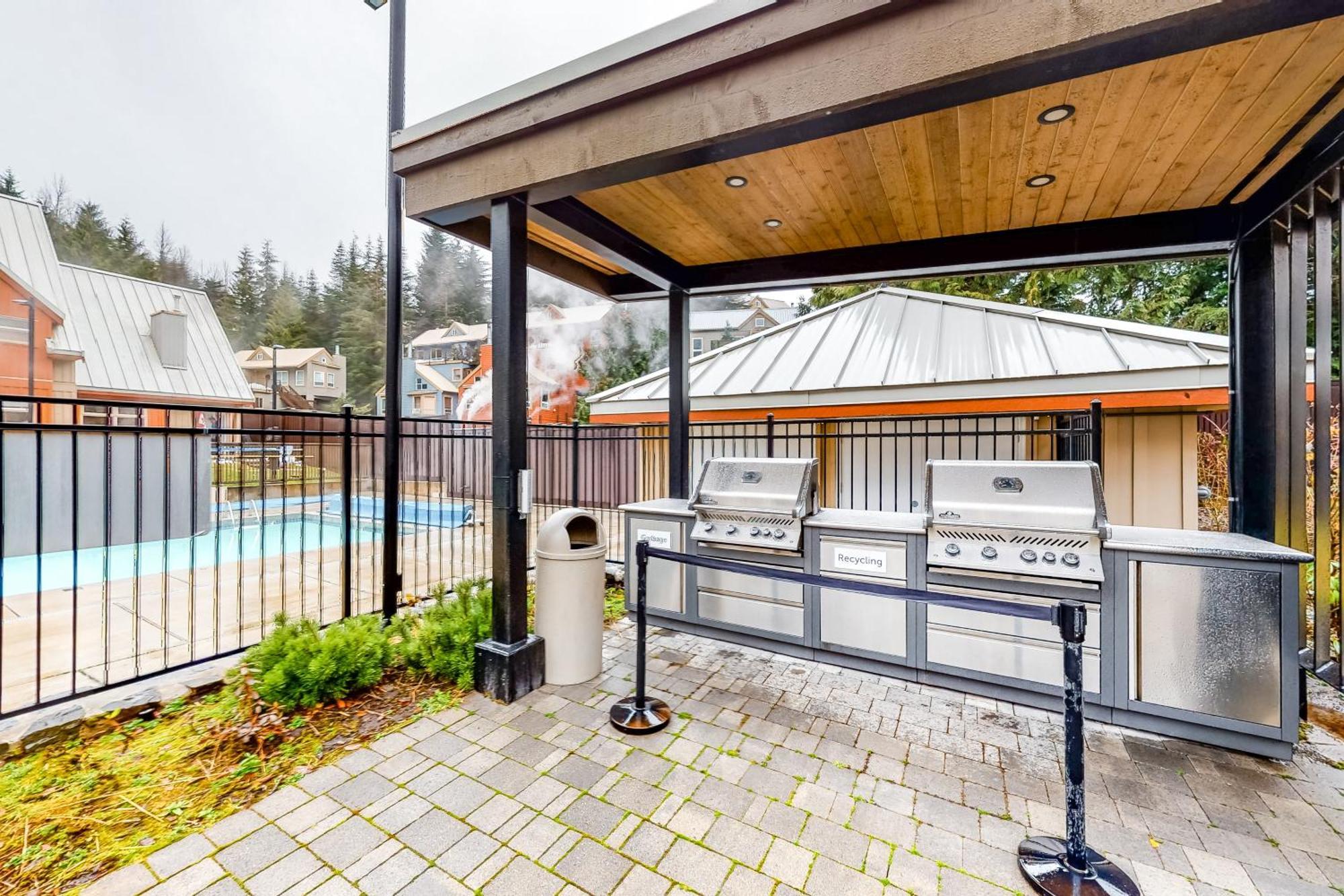 Lake Placid Coach House 16 Уистлер Экстерьер фото